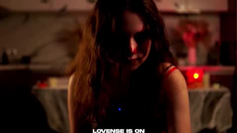 Snapshot of shapasser chatting on October 31, 2025, 2:45 am Ivy online show from October 31, 2025, 2:45 am