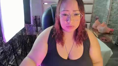 Snapshot of shara_oz chatting on February 25, 2026, 3:05 am Shara Oz online show from February 25, 2026, 3:05 am