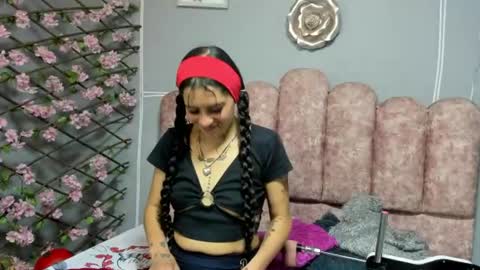 sharlotsh1 online show from July 11, 2026, 5:10 am