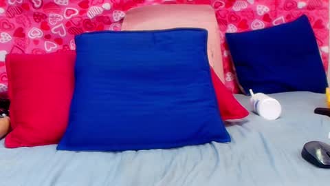 Snapshot of sharlott_kiss chatting on February 12, 2025, 6:09 pm Sharlott online show from February 12, 2025, 6:09 pm