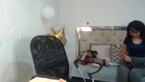 Snapshot of sharlotte__jones chatting on January 22, 2025, 2:56 pm Sara online show from January 22, 2025, 2:56 pm