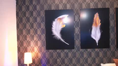 Snapshot of sharomross chatting on February 16, 2026, 7:21 pm Sharom online show from February 16, 2026, 7:21 pm