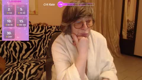 Snapshot of sharon_amore chatting on February 11, 2025, 2:14 am Helena online show from February 11, 2025, 2:14 am