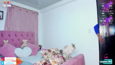 Snapshot of sharon_hill1 chatting on October 17, 2025, 10:12 pm Jessica independent model online show from October 17, 2025, 10:12 pm