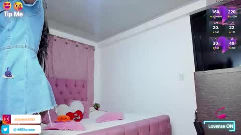 Jessica       independent model  online show from December 2, 2025, 11:45 pm