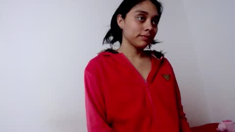 sharon_sexy__ online show from October 18, 2025, 9:04 pm