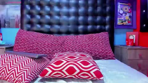 Sharon  Tyga online show from January 7, 2026, 1:52 am