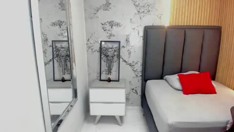 Snapshot of sharonblake5 chatting on January 17, 2026, 1:27 pm M A G N O online show from January 17, 2026, 1:27 pm