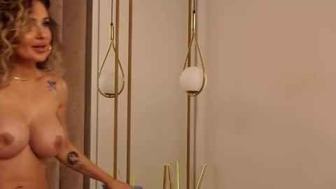 SharonStarr online show from November 10, 2025, 10:09 pm