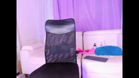 Snapshot of sharooncutee chatting on March 27, 2026, 2:06 pm online show from March 27, 2026, 2:06 pm