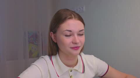 Miroslava online show from October 19, 2025, 4:13 am