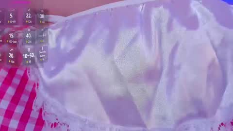 Snapshot of shatall_rouge chatting on October 6, 2025, 11:35 pm Shantall online show from October 6, 2025, 11:35 pm