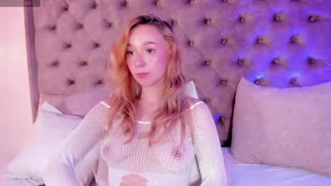 Snapshot of shatall_rouge chatting on June 7, 2026, 6:17 am Shantall online show from June 7, 2026, 6:17 am