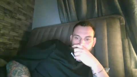 Snapshot of shaunpuk chatting on March 10, 2025, 10:34 pm Shaun1234 online show from March 10, 2025, 10:34 pm