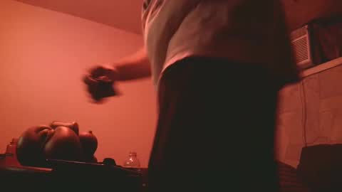 Snapshot of shawntheone3535b chatting on September 22, 2025, 1:29 am shawntheone online show from September 22, 2025, 1:29 am