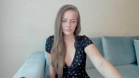 Snapshot of shawty_sue chatting on April 17, 2026, 6:22 pm Sue online show from April 17, 2026, 6:22 pm