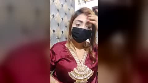 shayan402598 online show from June 18, 2026, 7:40 pm