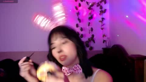 Shayla 3 online show from October 23, 2025, 8:07 pm