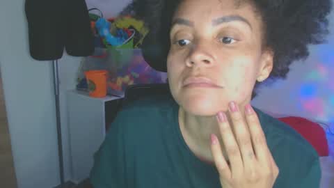 Shayna online show from October 19, 2025, 1:17 am