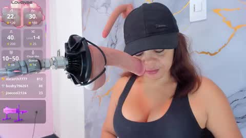 Shayra online show from October 22, 2025, 11:21 am