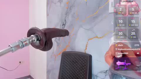 Shayra online show from October 25, 2025, 11:29 am