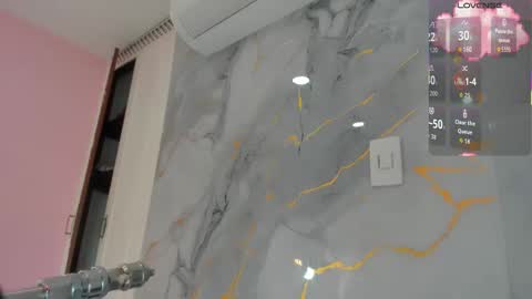 Shayra online show from October 26, 2025, 11:05 am