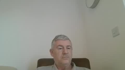 Snapshot of she52 chatting on January 2, 2025, 3:29 pm she52 online show from January 2, 2025, 3:29 pm