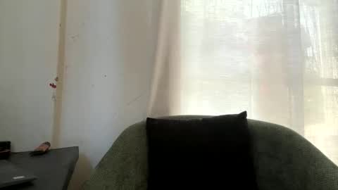 Thick babe online show from May 27, 2026, 10:56 am