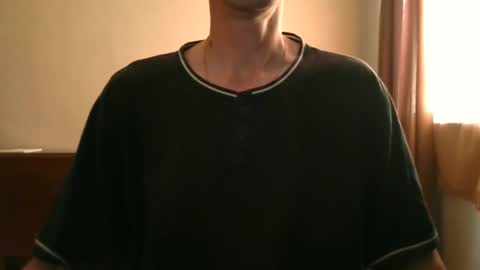 Snapshot of shedevr02 chatting on October 1, 2025, 12:00 pm Roger online show from October 1, 2025, 12:00 pm