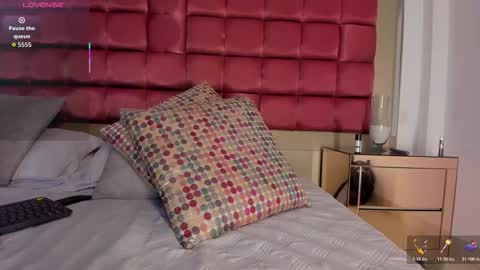 Shego  online show from November 28, 2025, 1:19 am