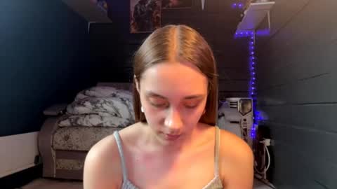 sheilaoverson online show from April 16, 2026, 9:43 am