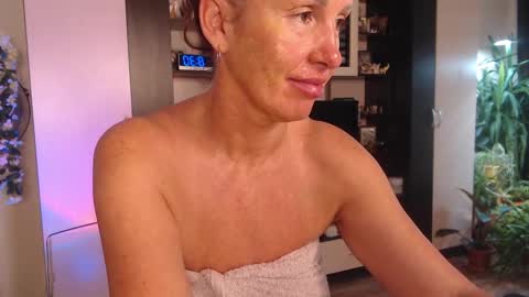 Sheila GMT 2 Tuesday Wednesday Friday Saturday Sunday- 8  5  online show from October 13, 2025, 5:29 am