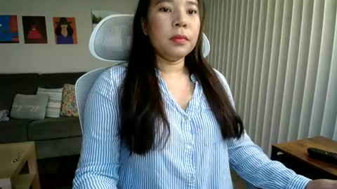 Snapshot of sheilyn_smith chatting on June 23, 2026, 4:54 am sheilyn_smith online show from June 23, 2026, 4:54 am