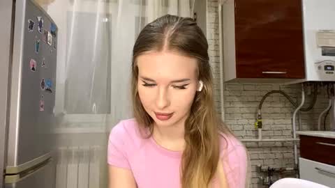 Jenny online show from October 1, 2025, 8:26 pm