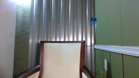 Snapshot of shelbyannn chatting on October 27, 2025, 11:41 pm Red online show from October 27, 2025, 11:41 pm