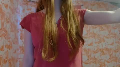 Erika online show from September 14, 2025, 6:51 pm