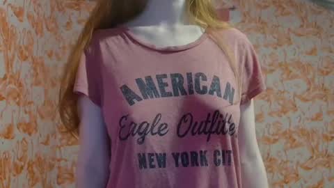 Erika online show from September 30, 2025, 8:25 pm