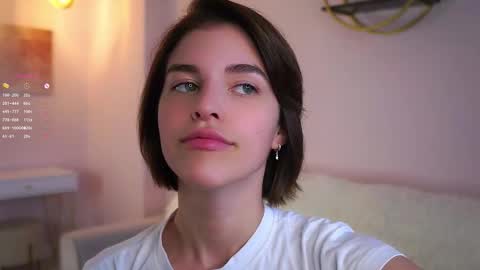 Alex online show from October 8, 2025, 1:25 am