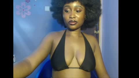 Snapshot of shena_xnomy chatting on July 7, 2026, 7:29 pm Favour online show from July 7, 2026, 7:29 pm