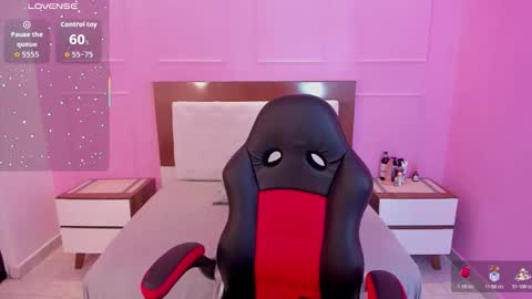 SHENOA online show from October 25, 2025, 12:07 am