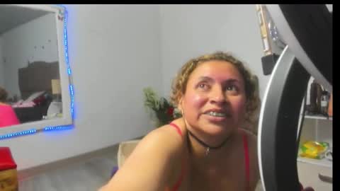 Snapshot of sherahade chatting on October 24, 2025, 6:43 am shera hade online show from October 24, 2025, 6:43 am