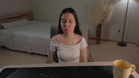 Jessica online show from November 24, 2025, 2:44 am