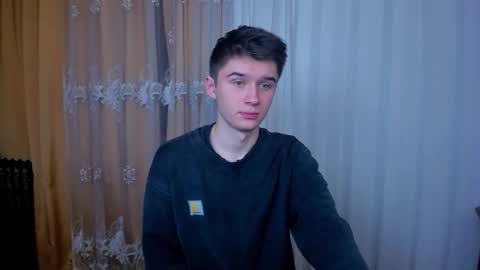 Max online show from December 3, 2025, 7:45 pm