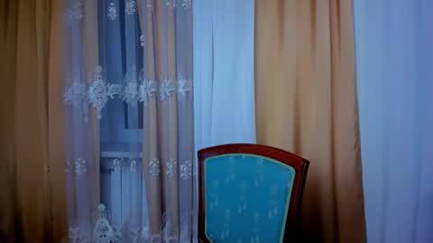 Max online show from December 4, 2025, 7:11 pm