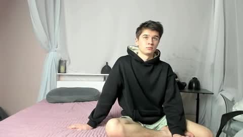 Max online show from January 18, 2026, 7:06 pm