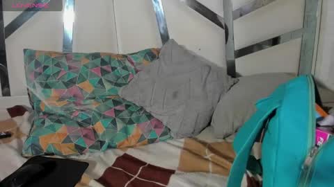 sherry_boomm online show from April 17, 2026, 11:41 pm