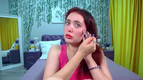 Sherry online show from October 22, 2025, 6:35 am