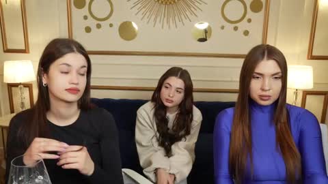 Snapshot of sheryl_elegance chatting on March 12, 2025, 4:35 pm Sheryl online show from March 12, 2025, 4:35 pm