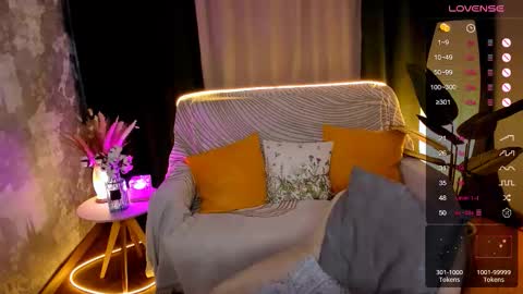 Hello guys my name is Aemilia online show from November 16, 2025, 8:53 am