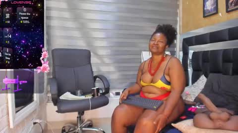 Snapshot of sheyla__ebony chatting on May 29, 2026, 11:08 am sheyla__ebony online show from May 29, 2026, 11:08 am